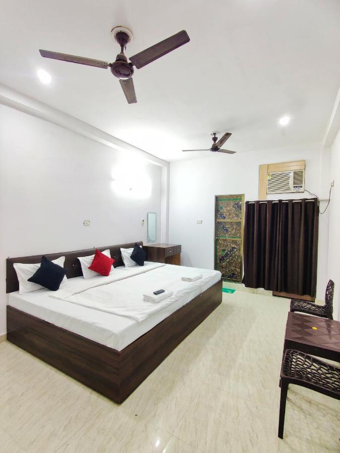 Kohinoor Guest House Варанаси Экстерьер фото