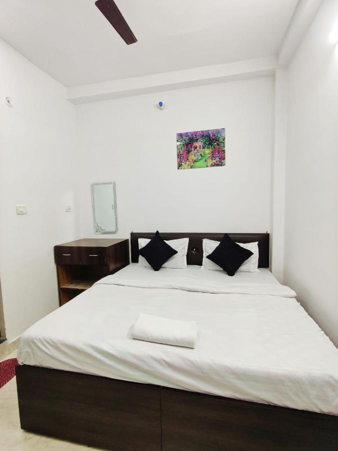 Kohinoor Guest House Варанаси Экстерьер фото